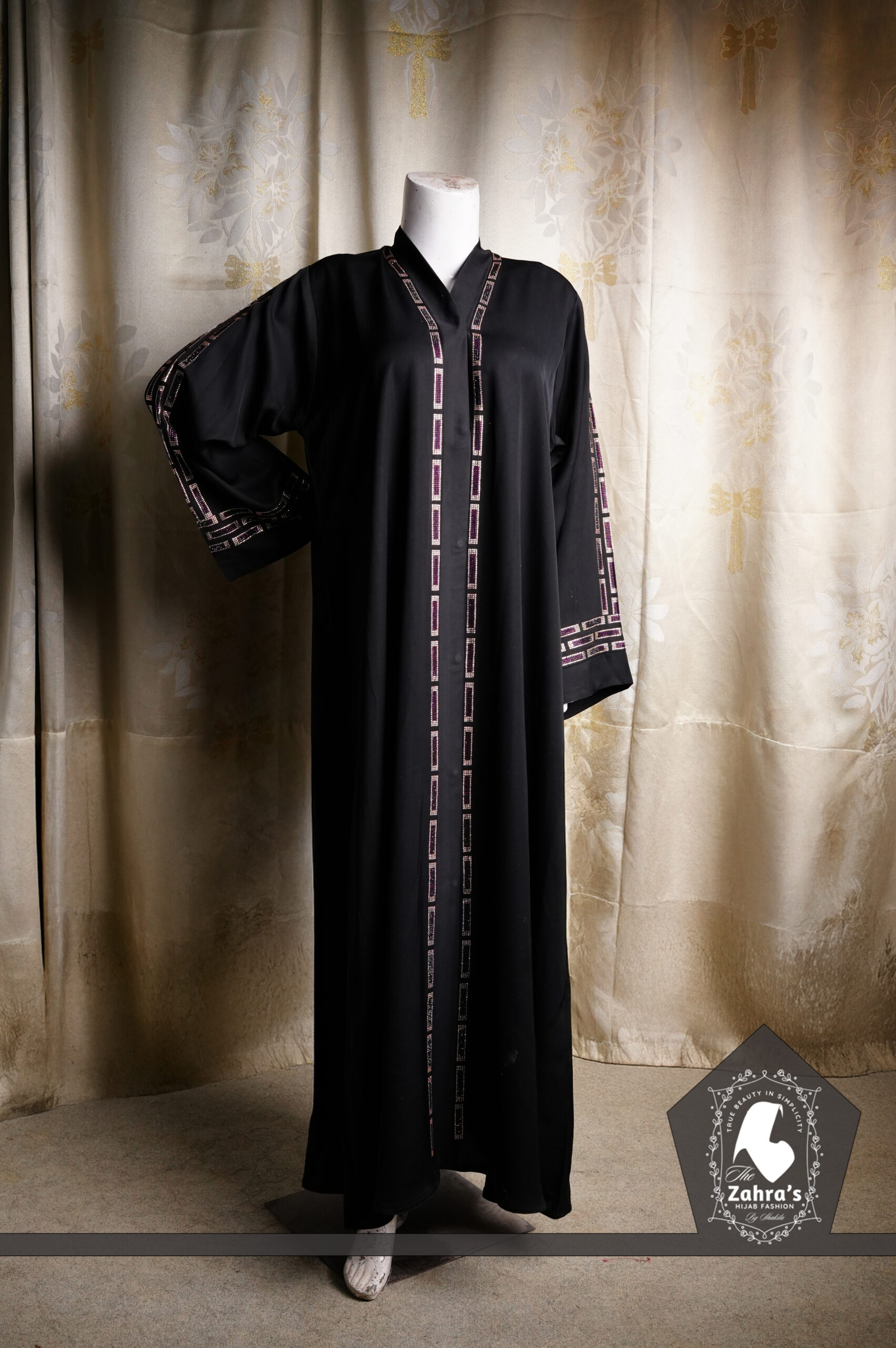 Black Luxury Abaya